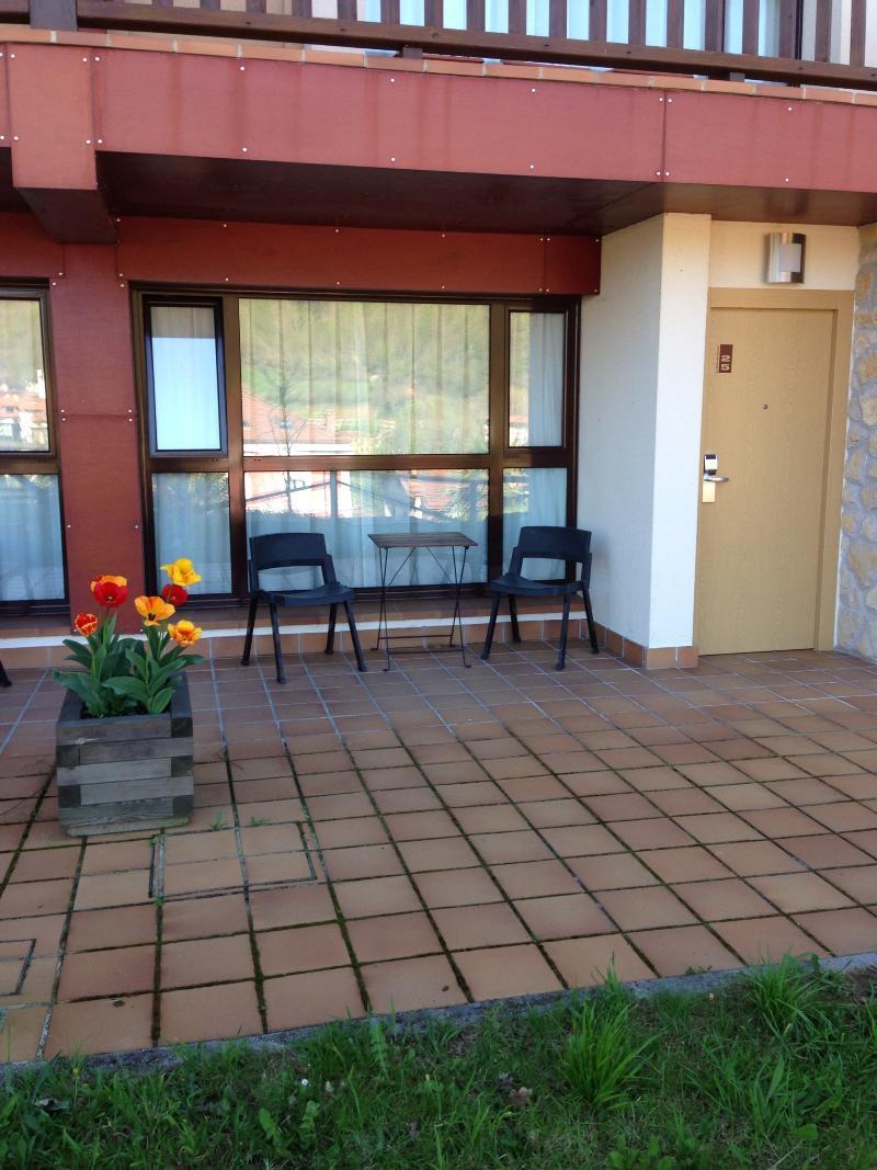 Apartamentos Aldea Del Puente Onís Eksteriør bilde